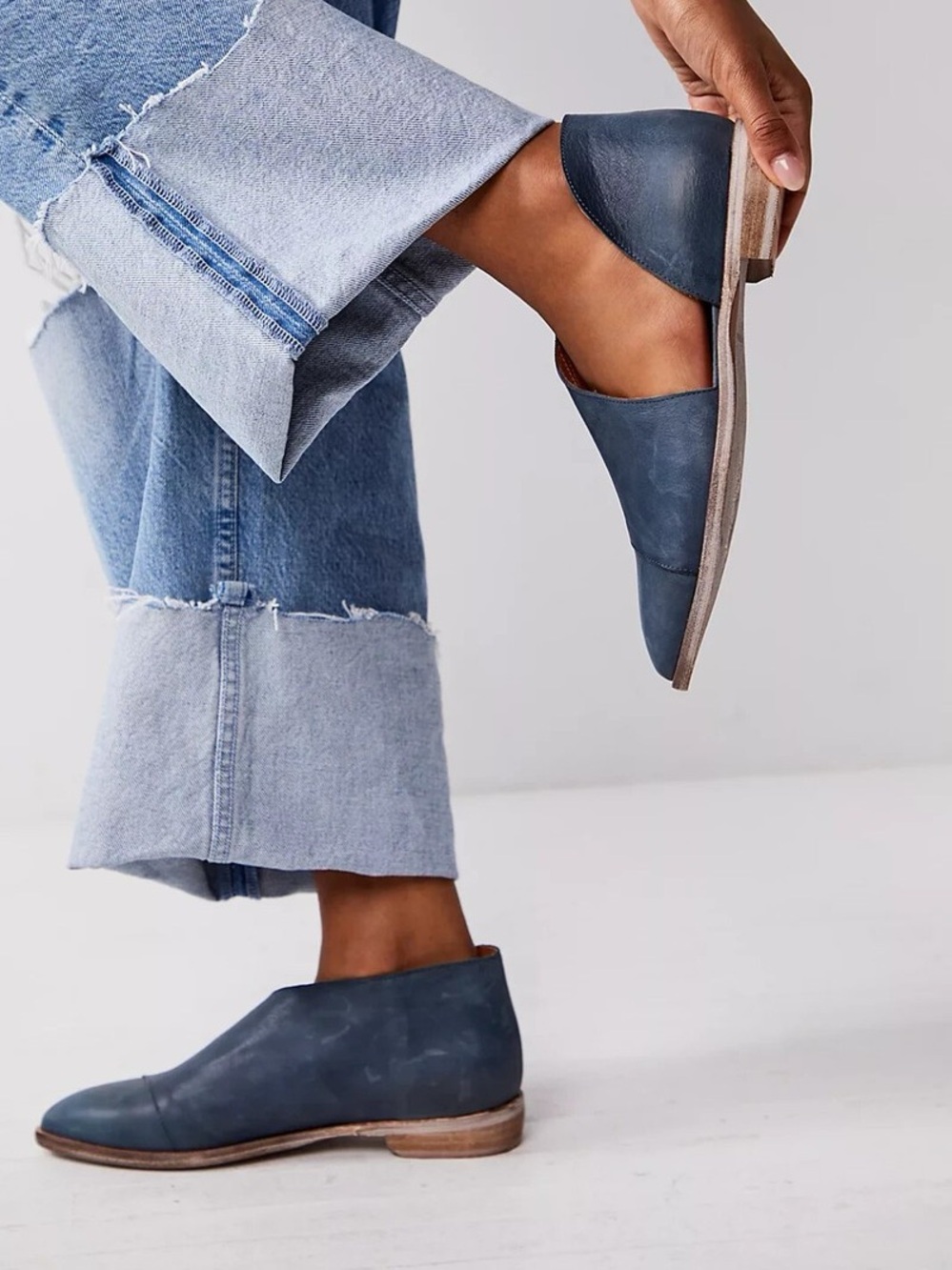 Free People Royale Flat Pointed Toe Slip On Shoes Blue Leather Size 41
